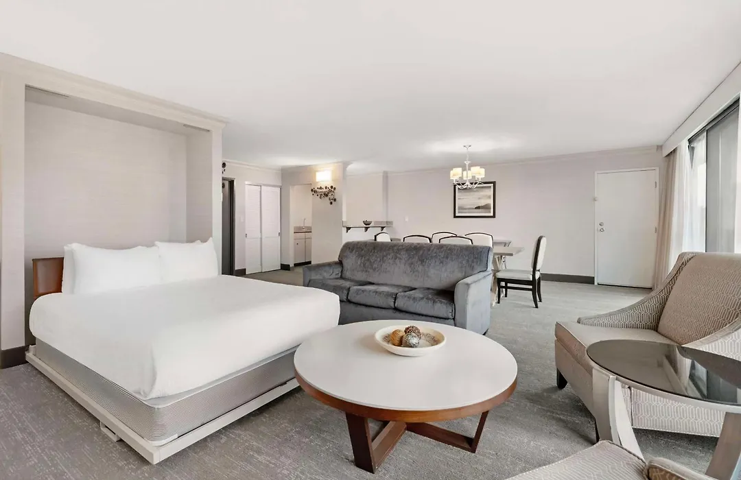 Best Western Plus Agate Beach Inn-1
