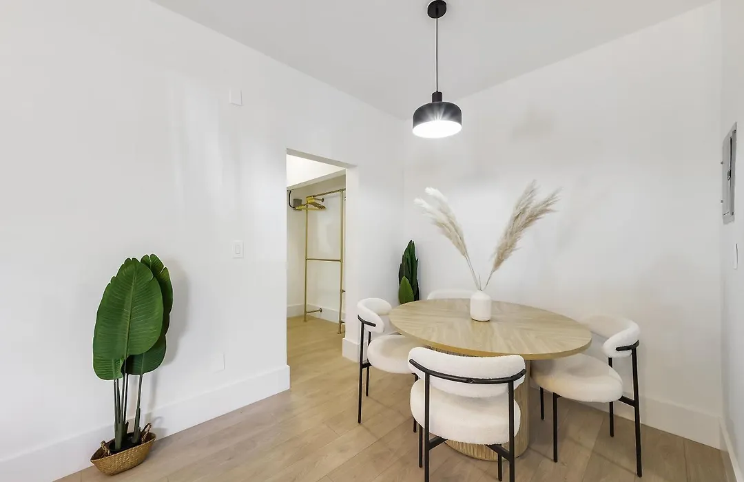 8040 Harding Apts-1