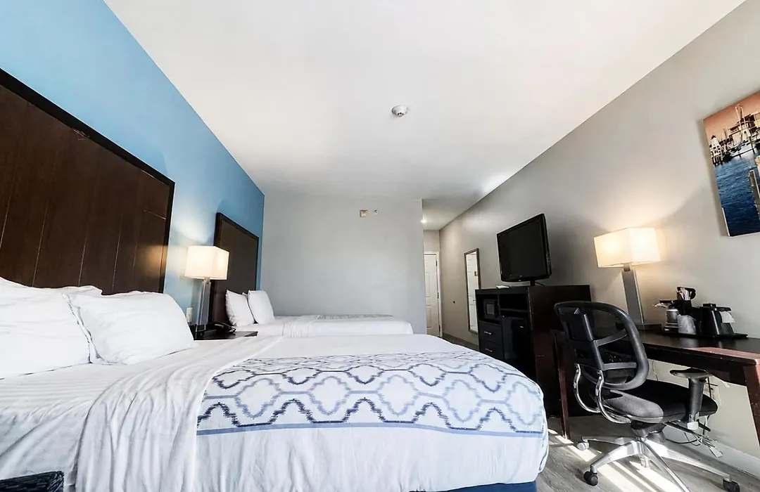 La Quinta By Wyndham Biloxi-1