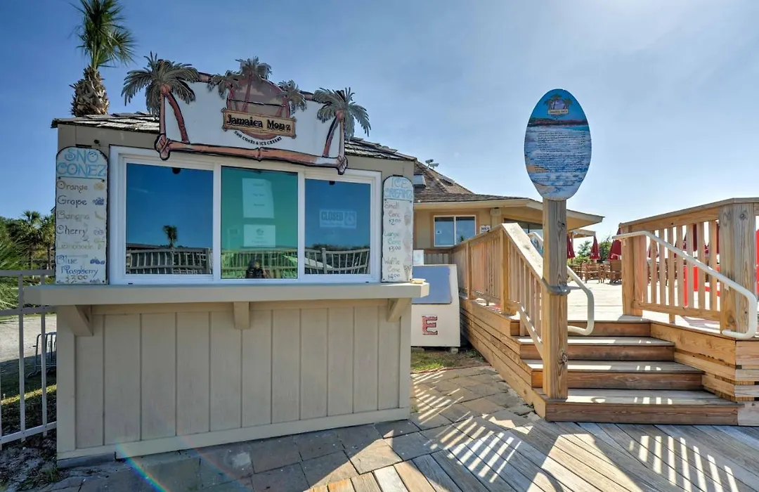 Walk To Folly Field Beach: Condo In Hilton Head!-1