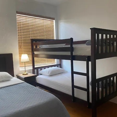 Miami Beach Rooms B&B-3