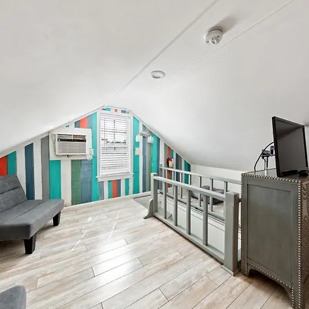 Wicker Guesthouse-3