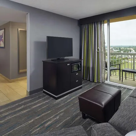 Hampton Inn Daytona Beach/Beachfront-2