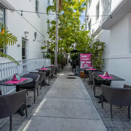 Posh South Beach-3