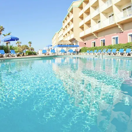 Hampton Inn Pensacola Beach-3