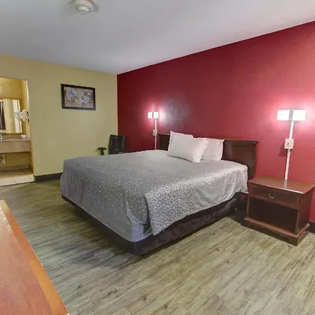 Econo Lodge Virginia Beach Town Center-3