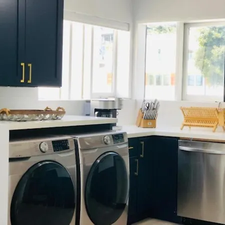 Village District! Cleo Beach! 5 Min Walk To Dtwn!-2