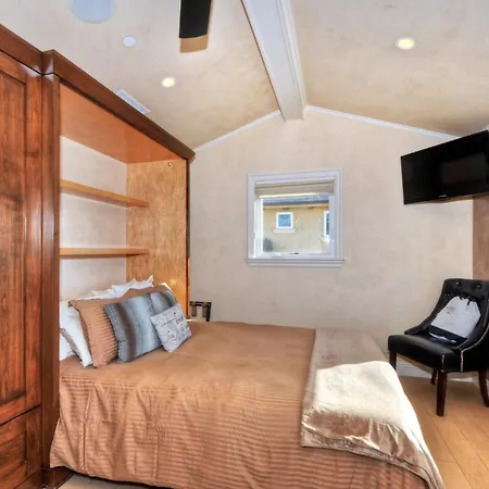 Villa D'Arte At The Retreat In Laguna Beach-3