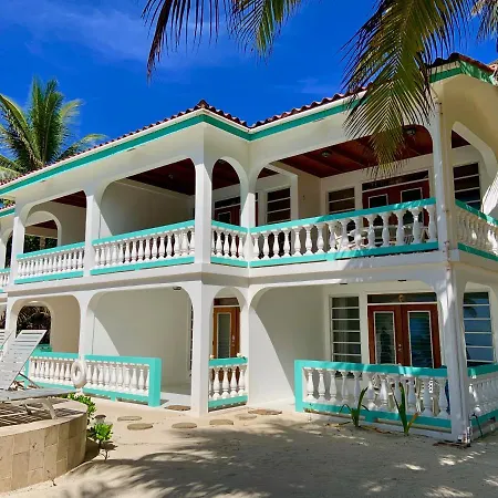 Coral Bay Villas - Lionfish Suite-2