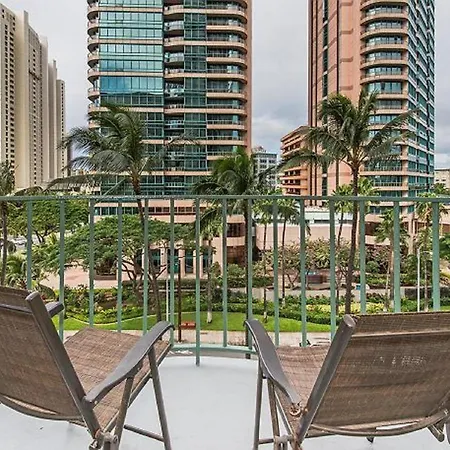 Royal Aloha Waikiki Beach-3