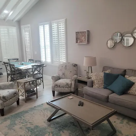 Venture Out 600 Seabreeze Dr Comes With Golf Cart-2