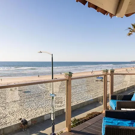 Oceanfront, Two-Level Condo With Stunning View, Decks, Fast Wifi & Fireplace-2