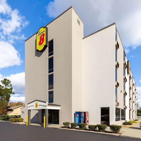 Super 8 By Wyndham Myrtle Beach/Market Common Area-2