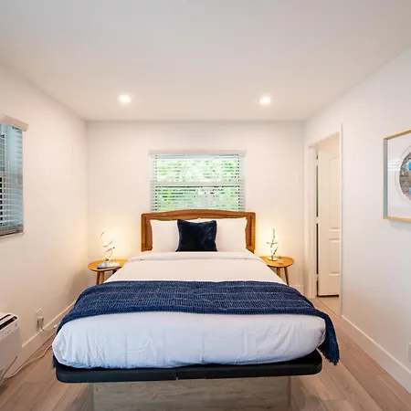 The Lauderdale Boutique Hotel-2