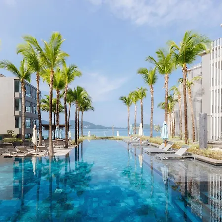 Oceanfront Beach Resort-2