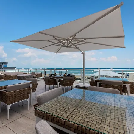 Daytona Grande Oceanfront Resort-3