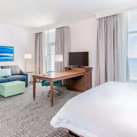 Hampton Inn & Suites Panama City Beach-Beachfront-3