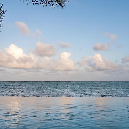 Villa Tulumar Beachfront Luxury Villa- Full Service-3