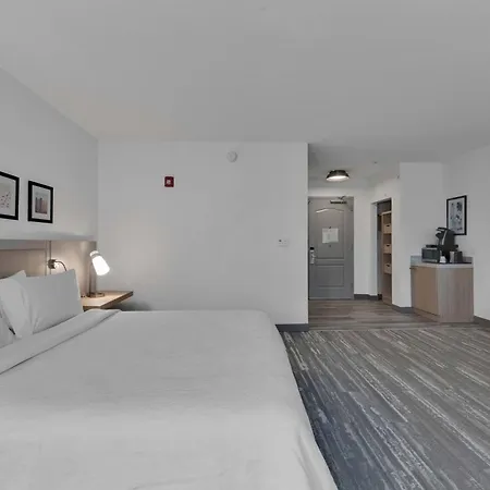 Hilton Garden Inn Myrtle Beach/Coastal Grand Mall-3