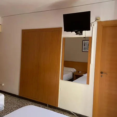 Hotel Iris-2