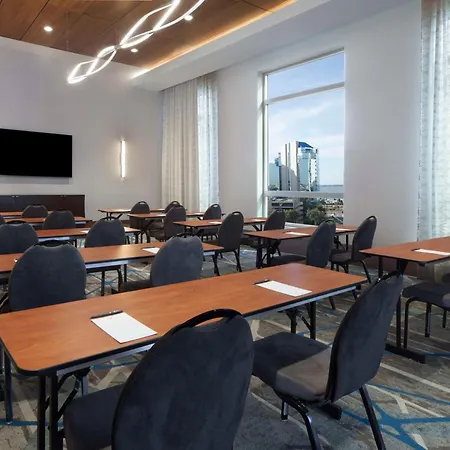 Embassy Suites By Hilton Sarasota-3