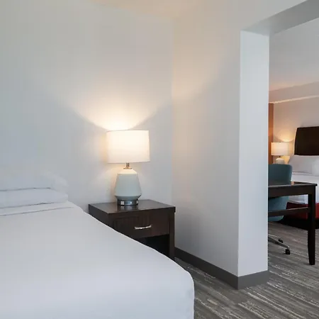 Hilton Garden Inn Daytona Beach Oceanfront-2