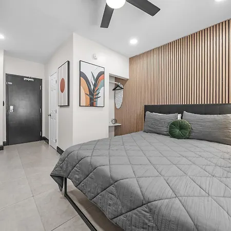 Baybreeze Apartments By Lowkl-3