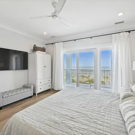 3 Singleton Beach - Oceanfront Estate, Private Pool, Elevator, Free Activities Included-3