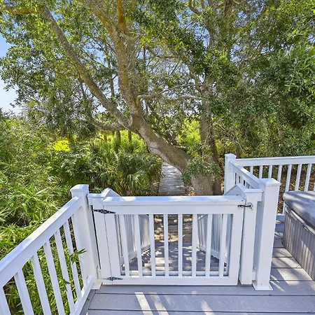 18 Sand Dollar Road- Oceanfront, Large Private Pool, Hot Tub Free Activities Included-2