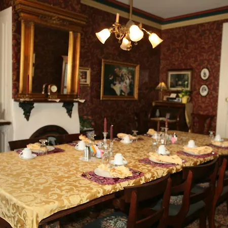 The Bacchus Inn Bed & Breakfast-3