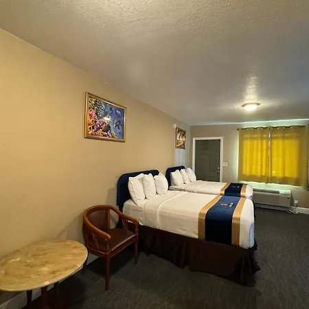 Sandals Inn-2