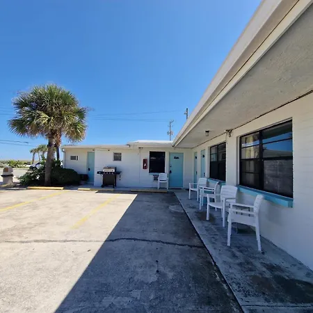 Coral Motel - Across From Public Beach Access-2