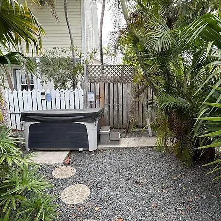 Seagull Suite | Inviting Studio, Steps From Duval-2