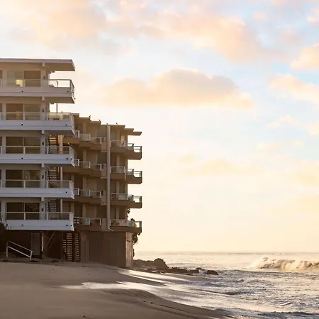 Pacific Edge Hotel-2