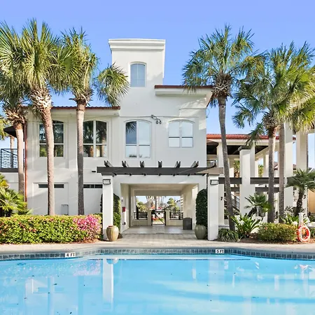 Luxury Community Pool, Hot Tub And Beach And Games-3