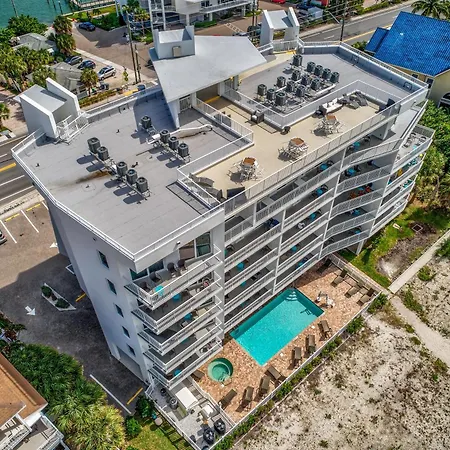Oceana 203 West-2