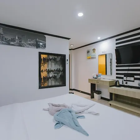 Royal Beach Residence, Patong Beach-3
