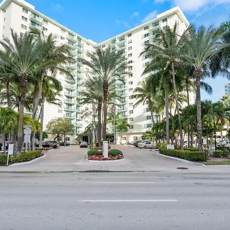 The Tides Ocean Luxury Suites-2