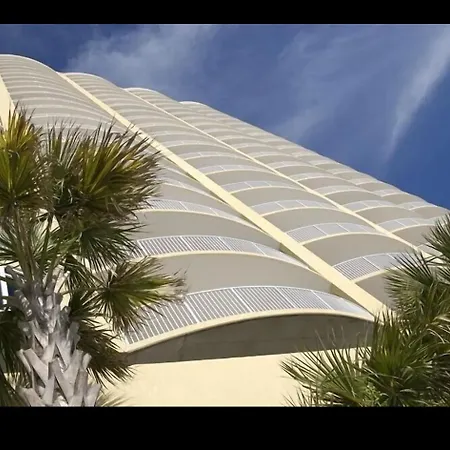 Beautiful Beachfront Views - The Retreat At Emerald Isle-3