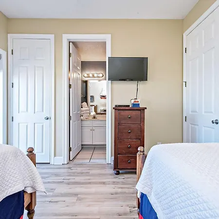 Regency Isle 601-3
