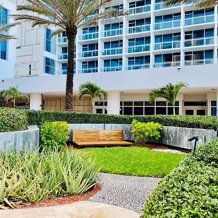 Carillon Miami Beach Private Luxury Suites-2