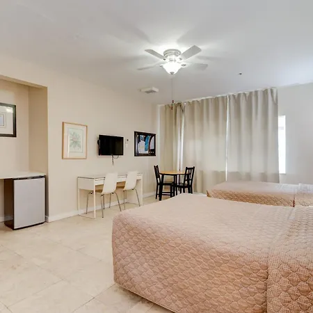 James Hotel-2