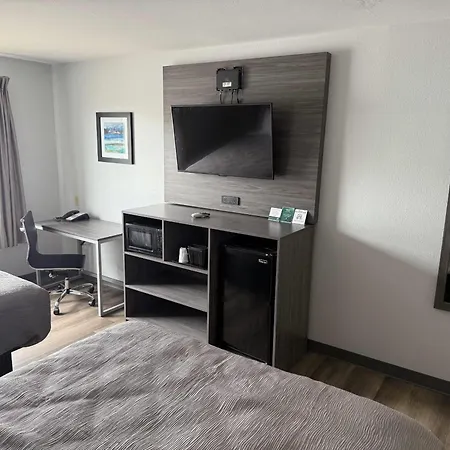 Quality Inn & Suites Biloxi - Ocean Springs-3