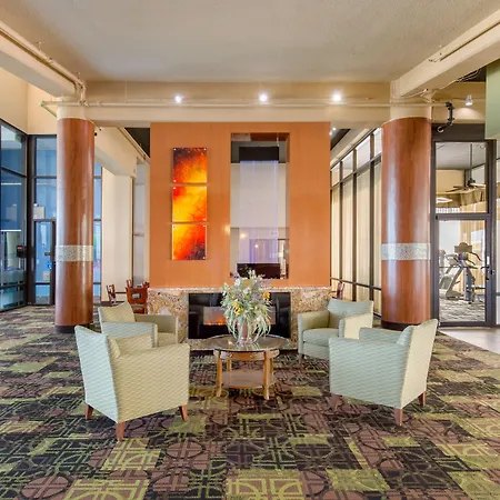 Coastal Hotel & Suites Virginia Beach - Oceanfront-2