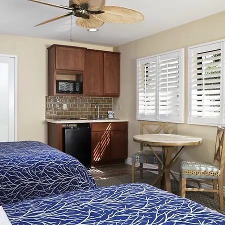 Pacific Shores Inn-2