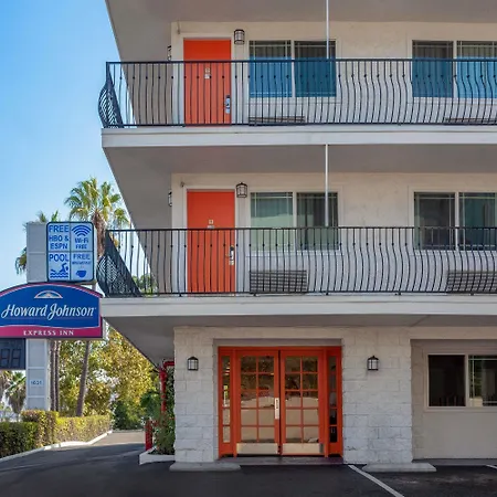 Howard Johnson By Wyndham San Diego Hotel Circle-2