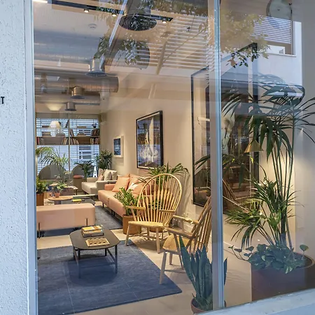 Artist Hotel - An Atlas Boutique Hotel-2