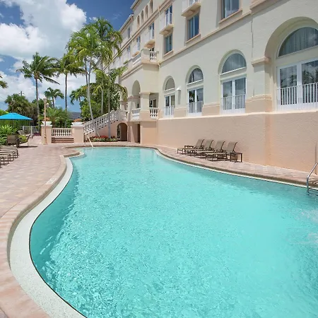 Hilton Naples-2