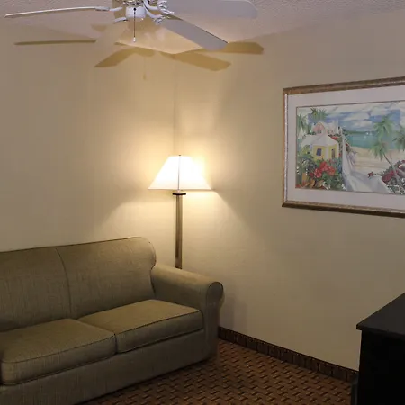 Baymont Inn & Suites By Wyndham Fort Myers I-75-2