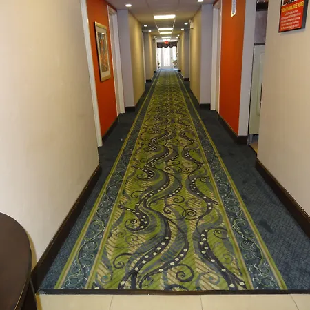 Ocean Sands Beach Boutique Inn-1 Acre Private Beach-St Augustine Historic-2 Miles-Shuttle With Downtown Tour-Heated Salt Water Pool Until 420Am-Popcorn-Cookies-New 4K Usd Black Beds- 69 Item Breakfast-Eggs-Bacon-Starbucks- Free Laundry- #904-799-Sand-2
